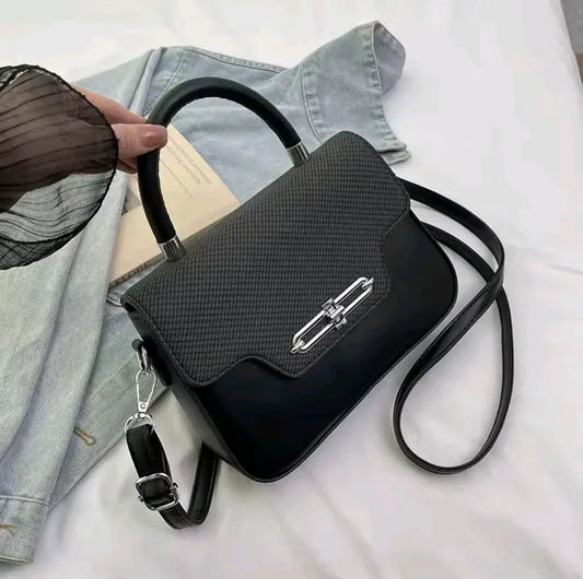 Chic Crossbody - Bagsberry.pk