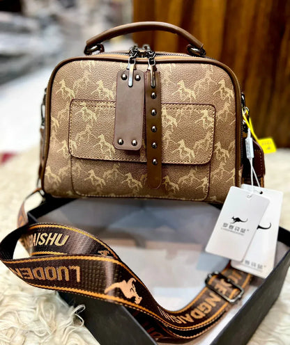 Classic Carry - Bagsberry.pk