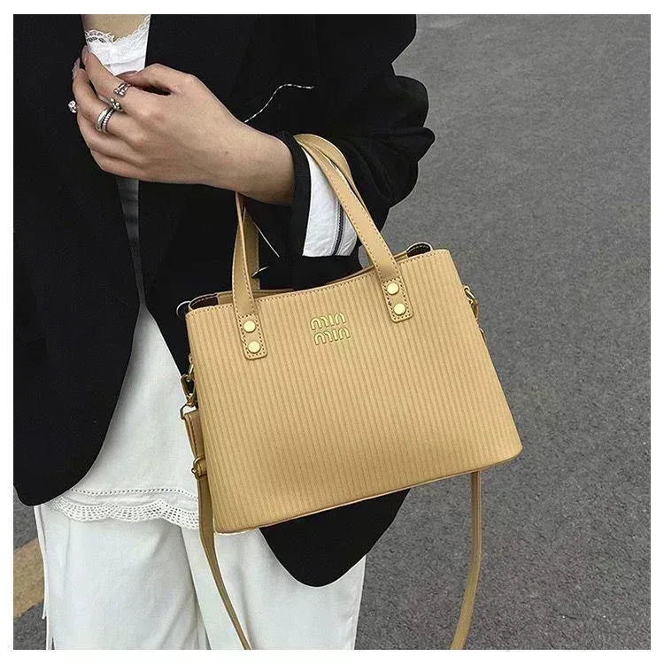 Textured Handbag - Bagsberry.pk