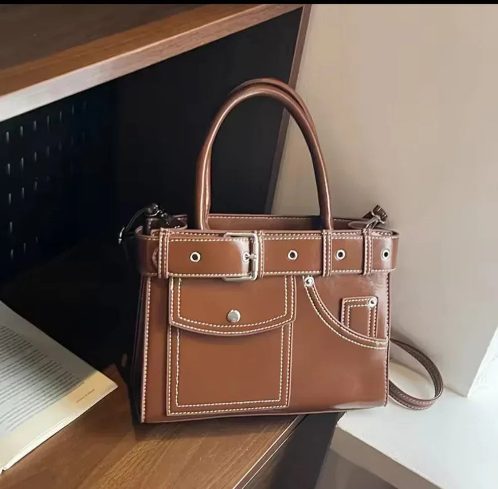 Signature Carry - Bagsberry.pk