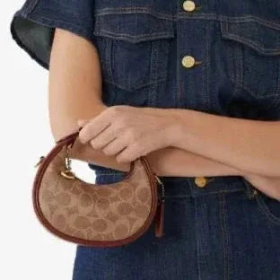 Jonie Crossbody - Bagsberry.pk