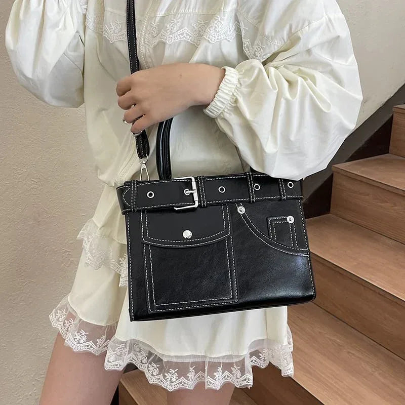 Signature Carry - Bagsberry.pk