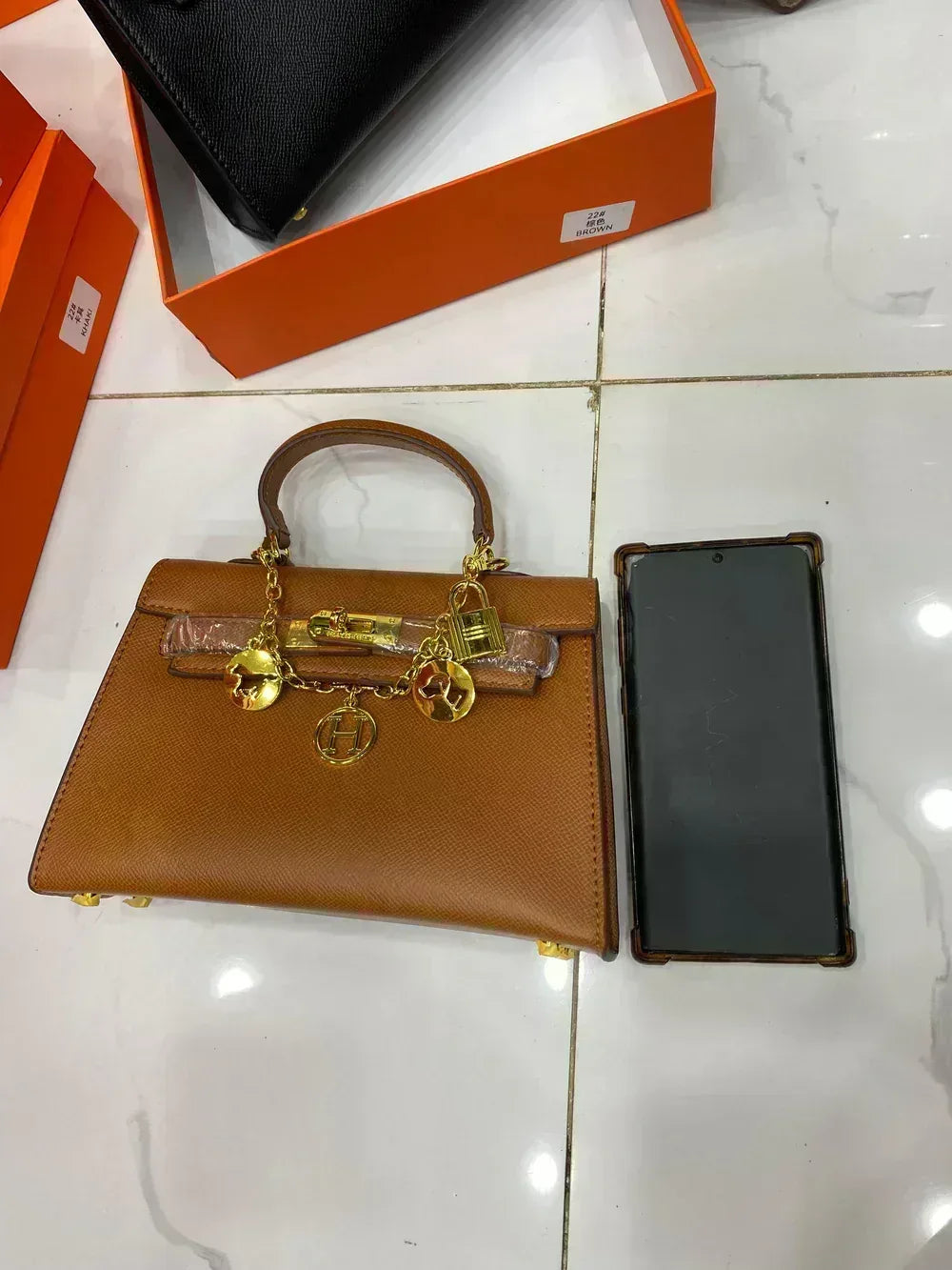 Royal handbag - Bagsberry.pk