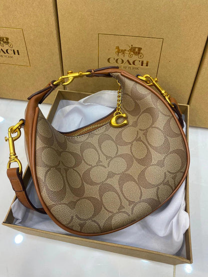 Jonie Crossbody - Bagsberry.pk