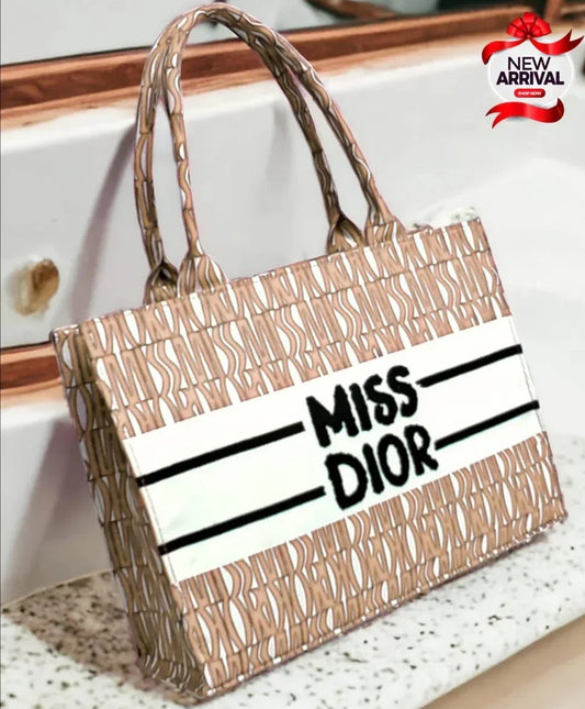 Miss Dlor Tote - Bagsberry.pk