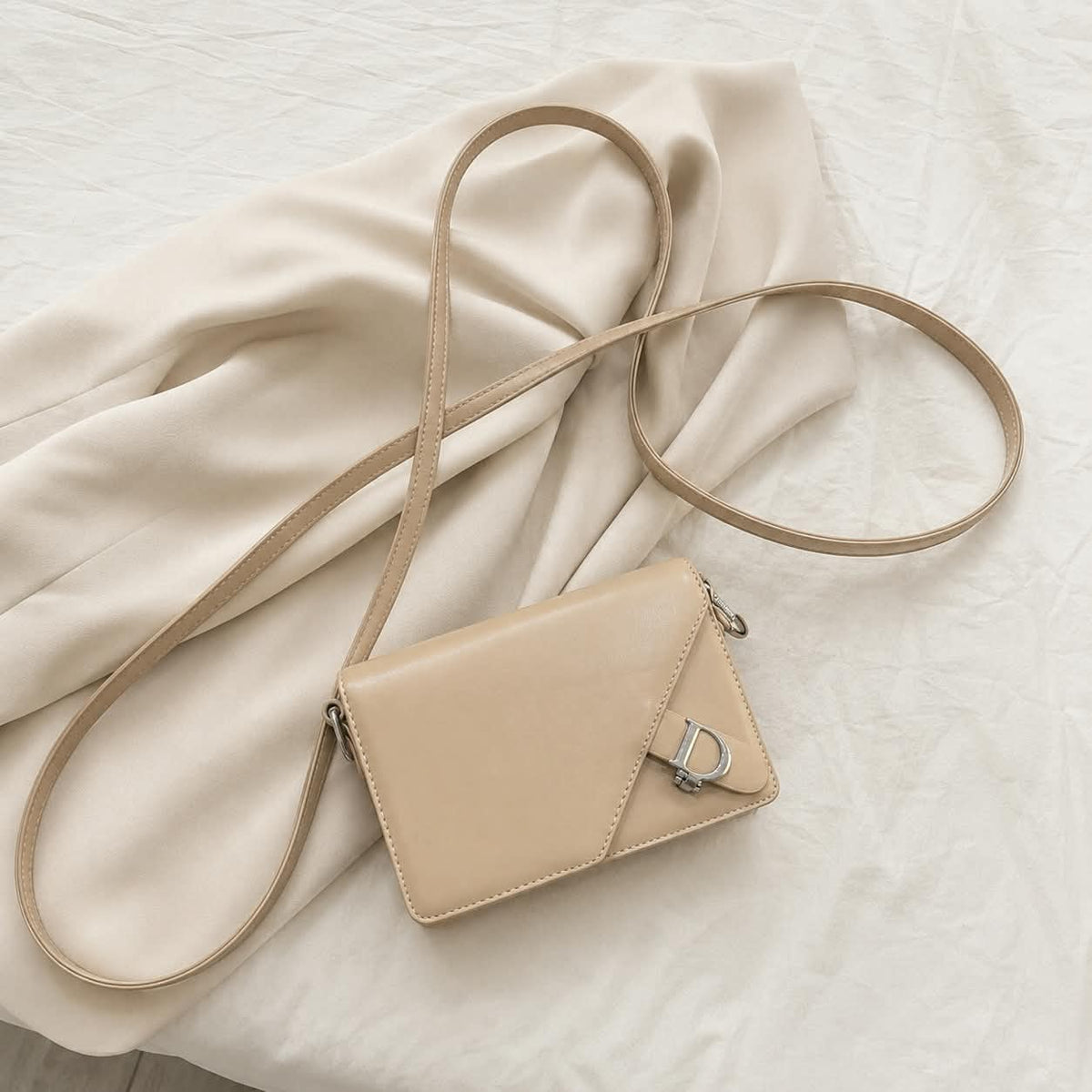 Saddle Crossbody Bag