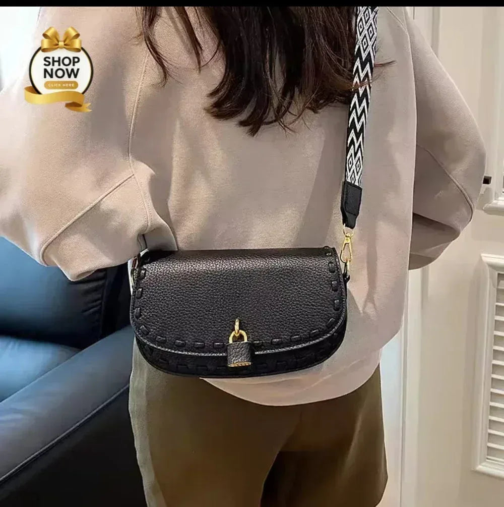 Cambria Crossbody - Bagsberry.pk