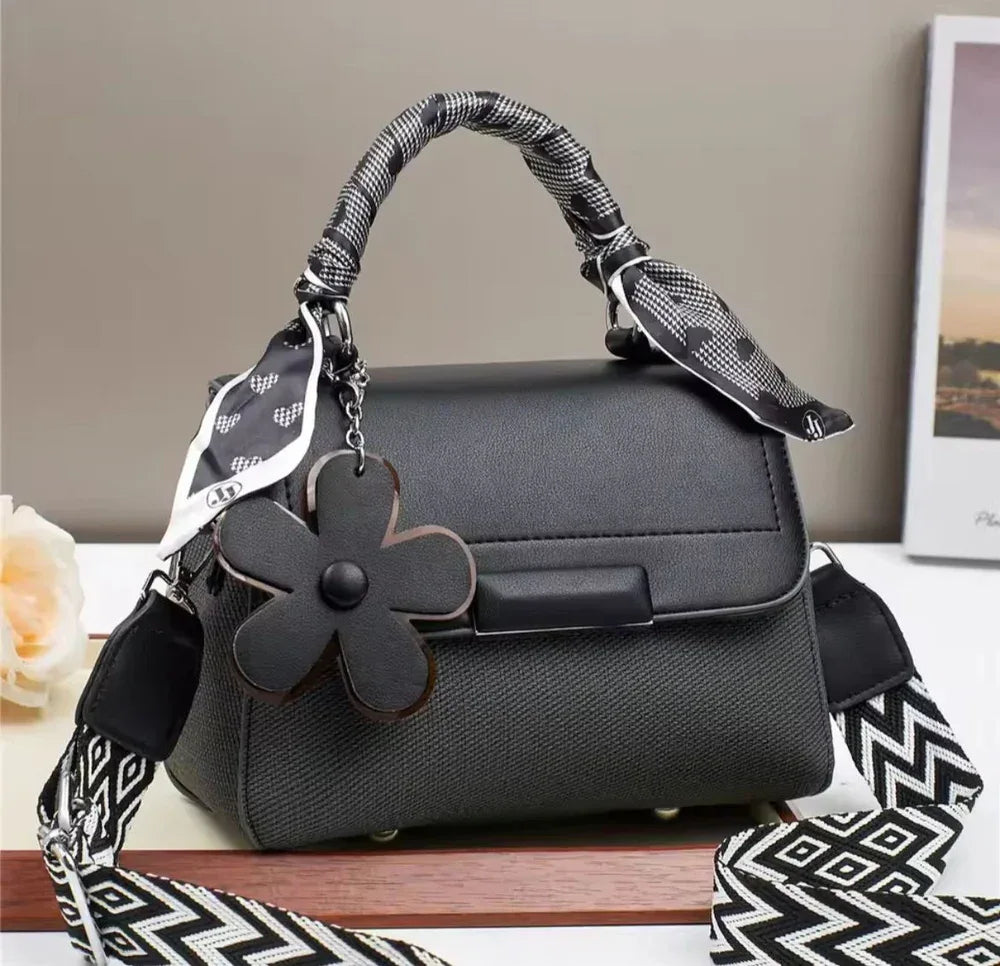 Dusk crossbody - Bagsberry.pk