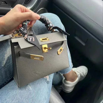 Royal handbag - Bagsberry.pk