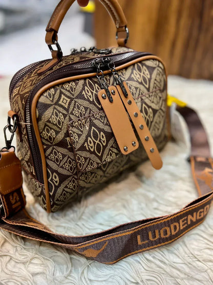 Classic Carry - Bagsberry.pk