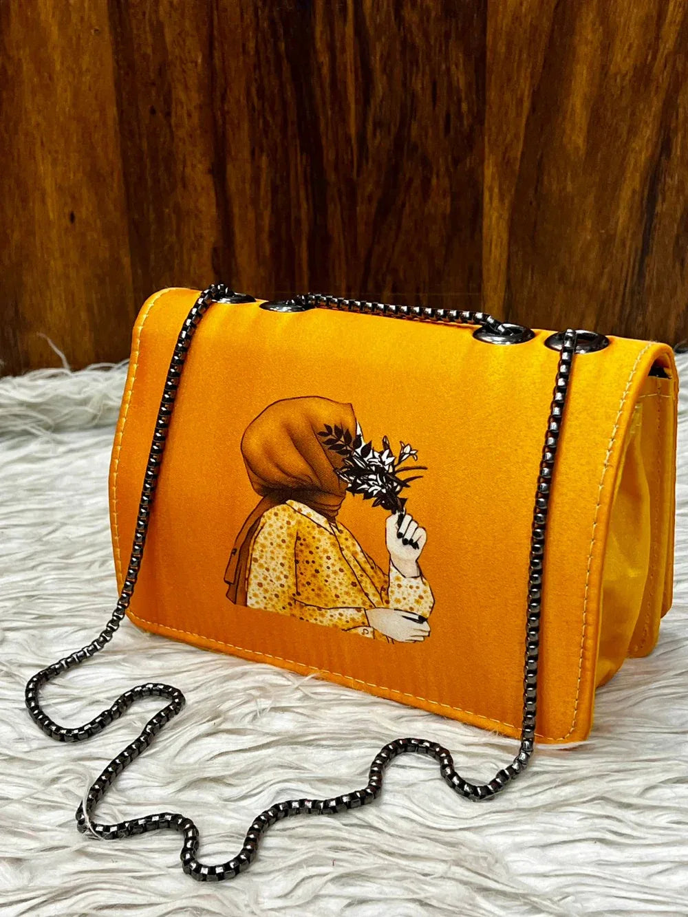 Trendy Chain crossbody - Bagsberry.pk