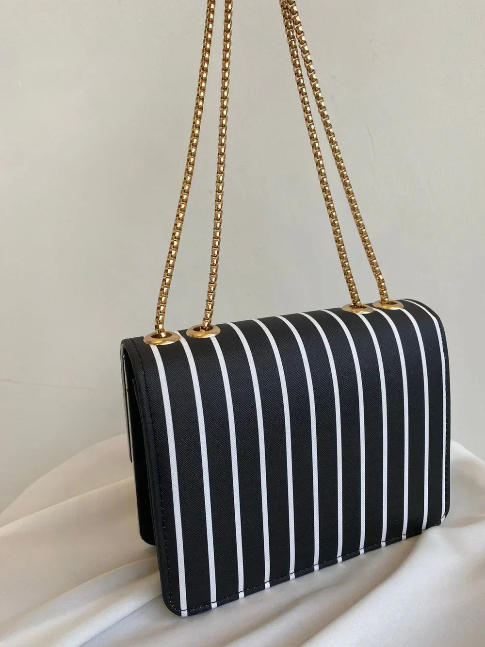 zebra chic - Bagsberry.pk