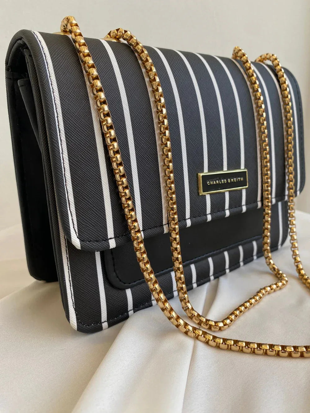 zebra chic - Bagsberry.pk