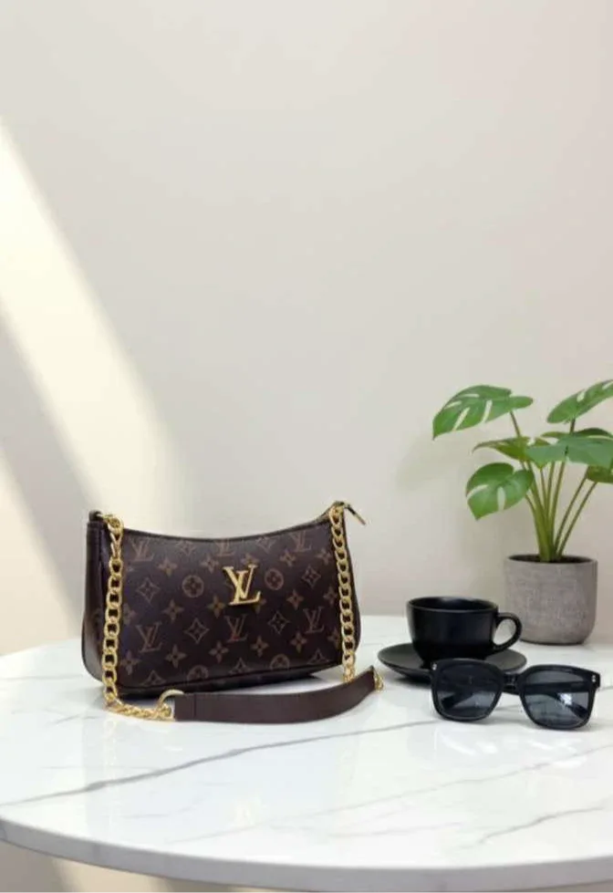 V terri - Bagsberry.pk