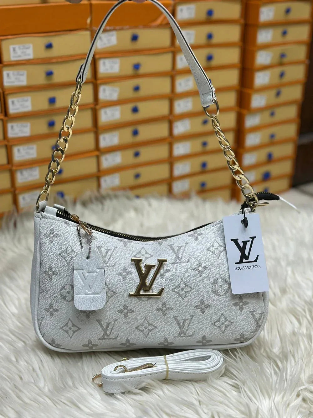 V terri - Bagsberry.pk