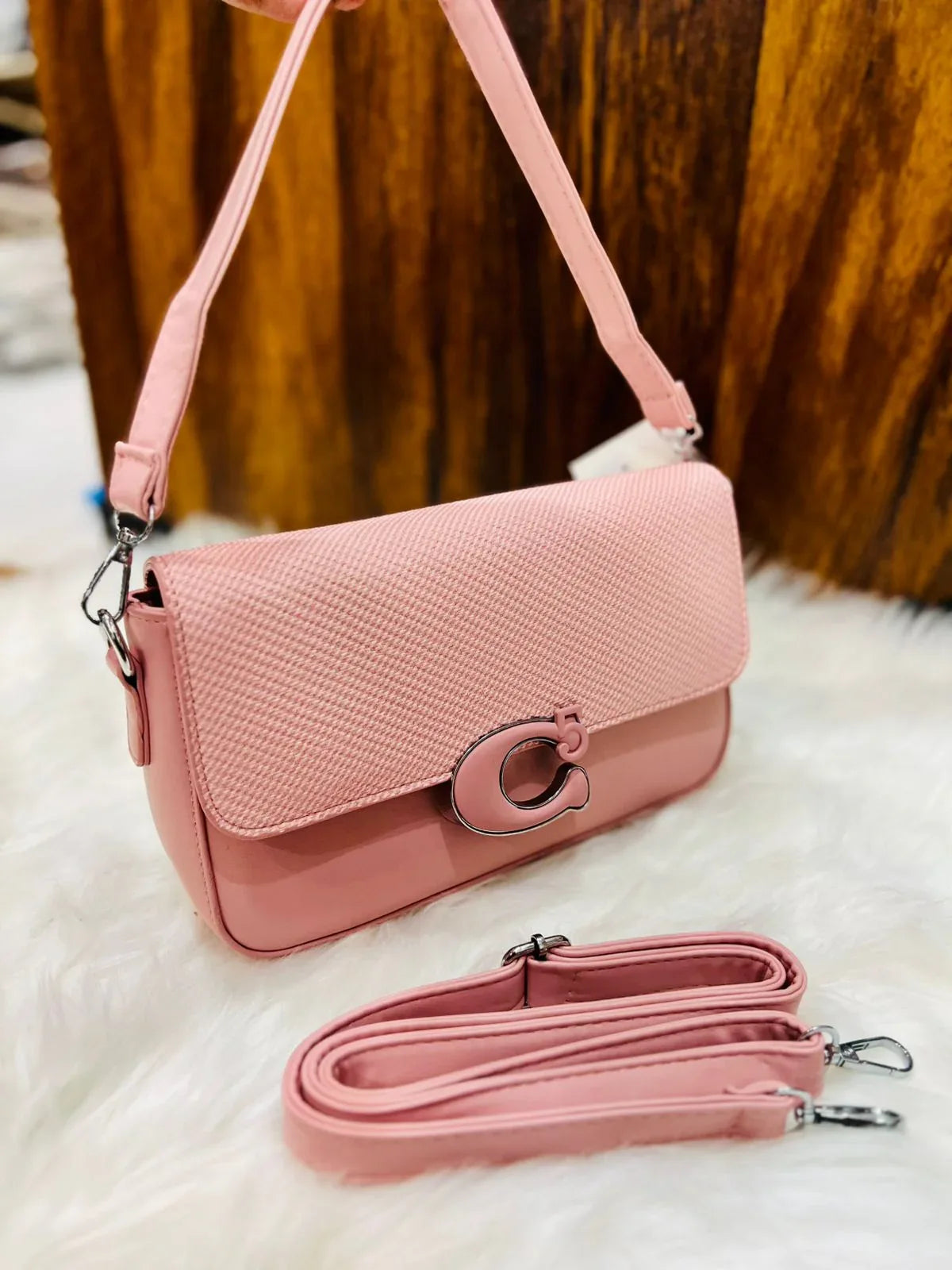 Inspired Mini Venture - Bagsberry.pk