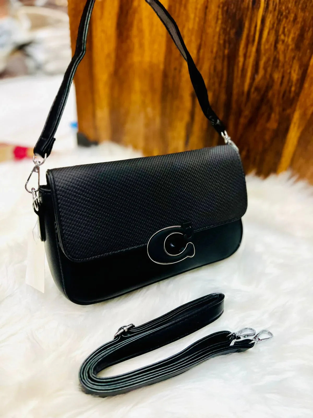 Inspired Mini Venture - Bagsberry.pk