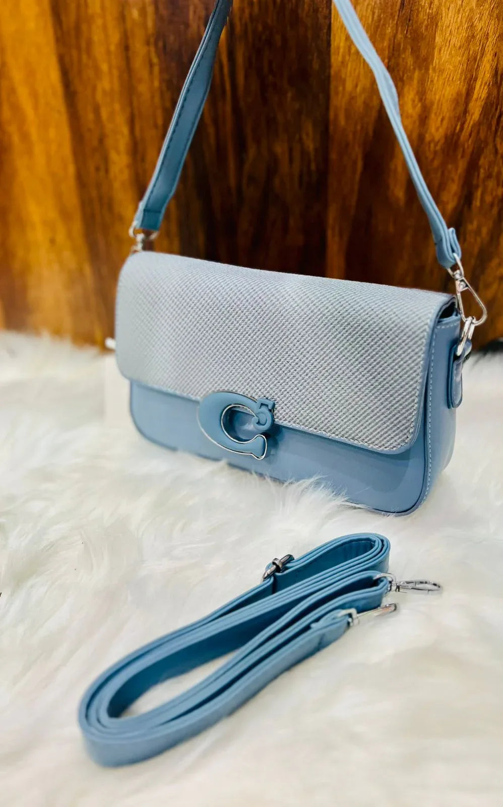 Inspired Mini Venture - Bagsberry.pk