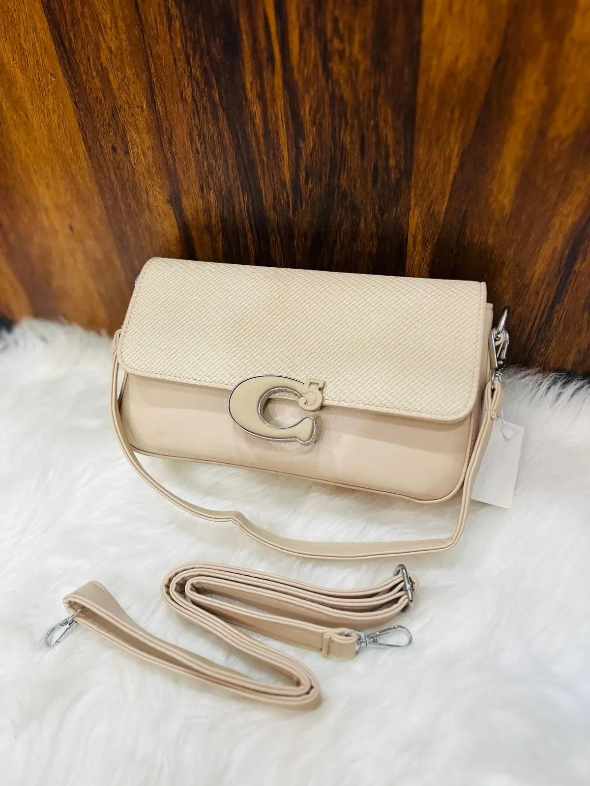 Inspired Mini Venture - Bagsberry.pk