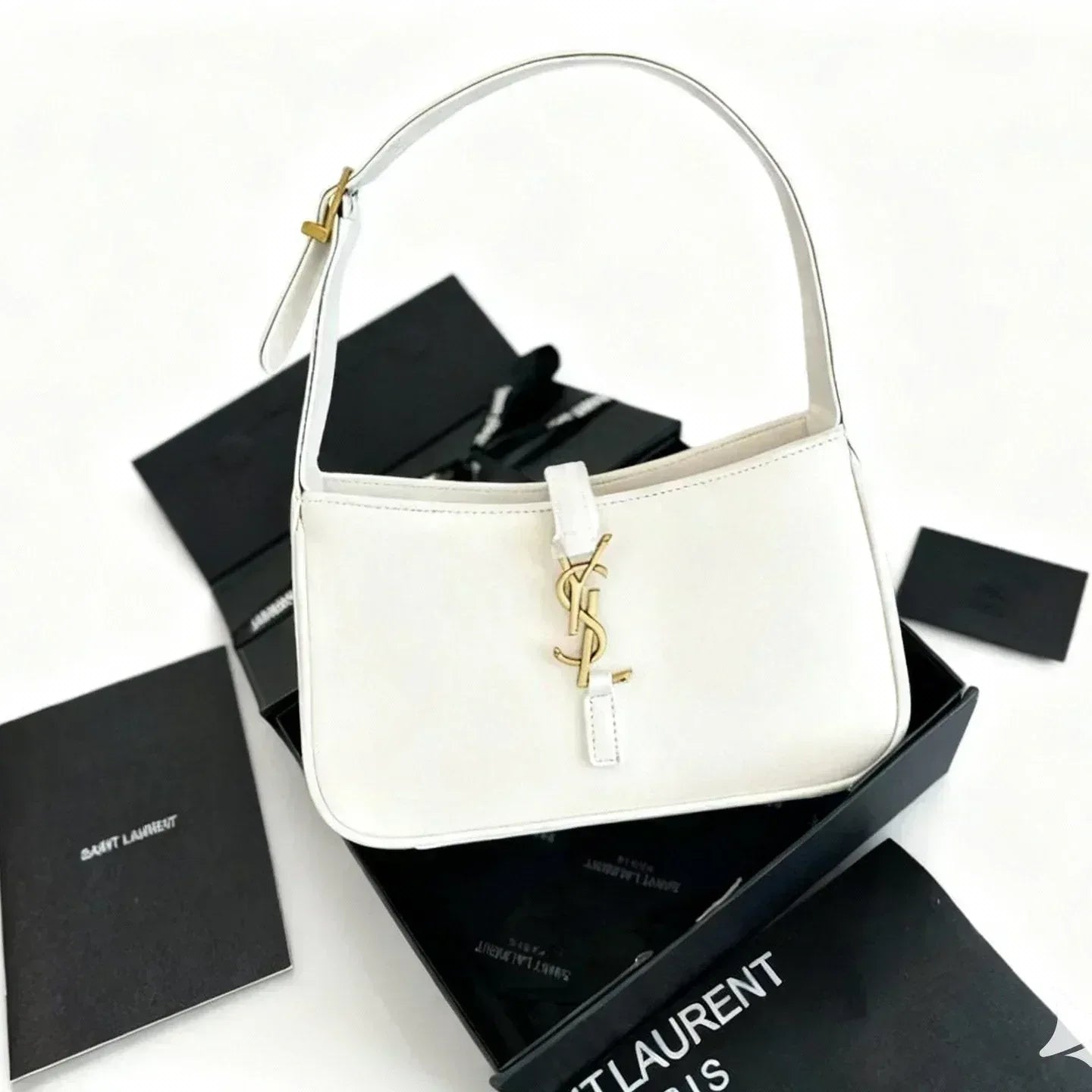 YsPremium Handbag! - Bagsberry.pk