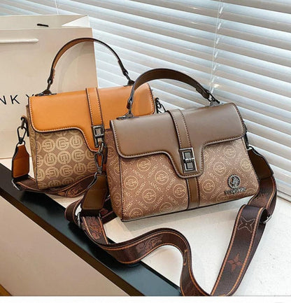 Aurila Crossbody - Bagsberry.pk