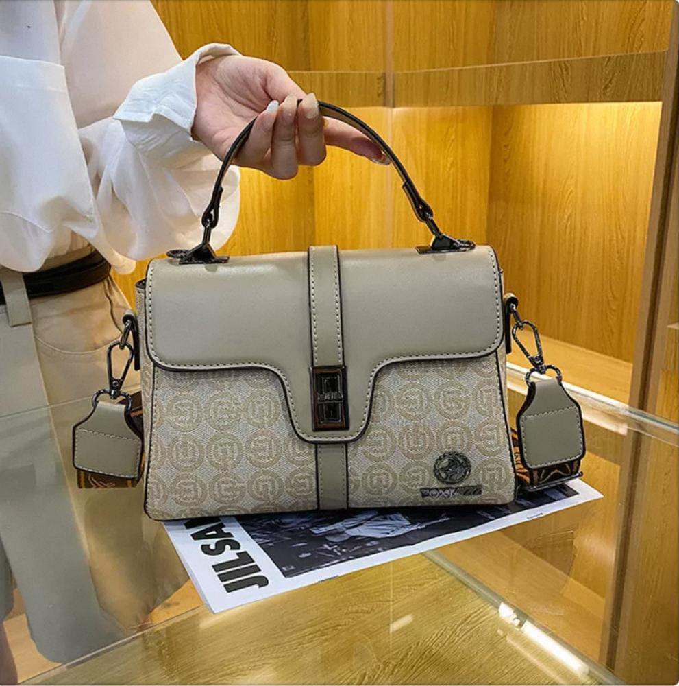 Aurila Crossbody - Bagsberry.pk