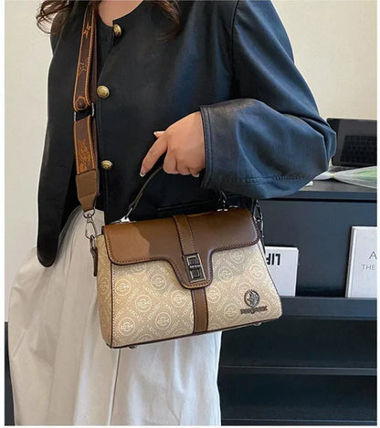 Aurila Crossbody - Bagsberry.pk