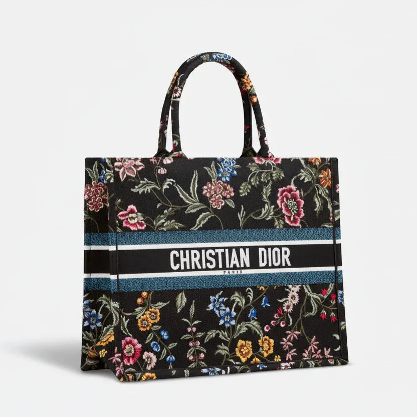 Elara Tote - Bagsberry.pk